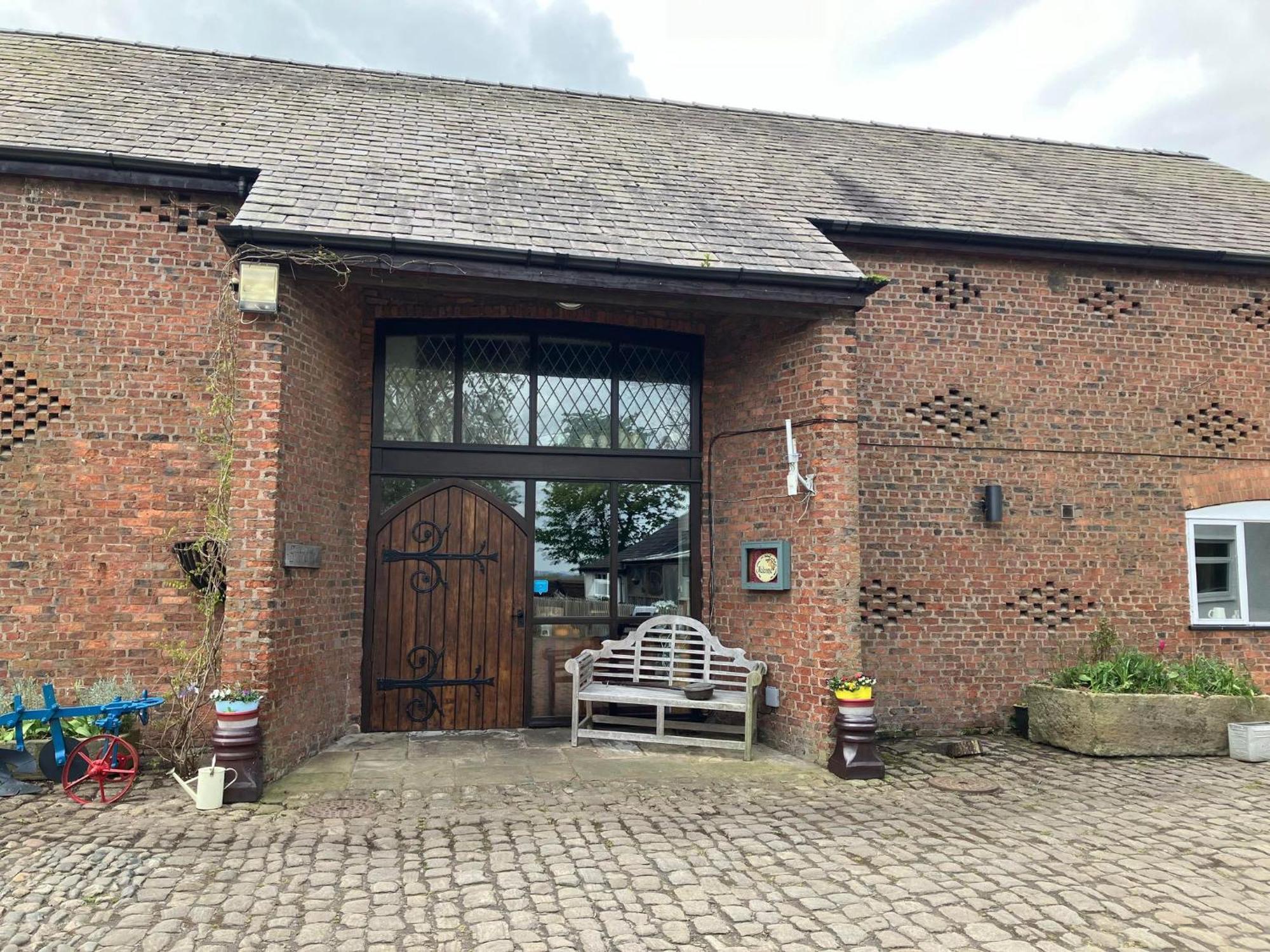 Brandreth Barn Panzió Burscough Kültér fotó